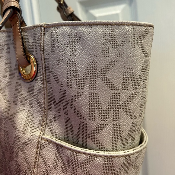 Michael Kors Tote - Picture 5 of 7